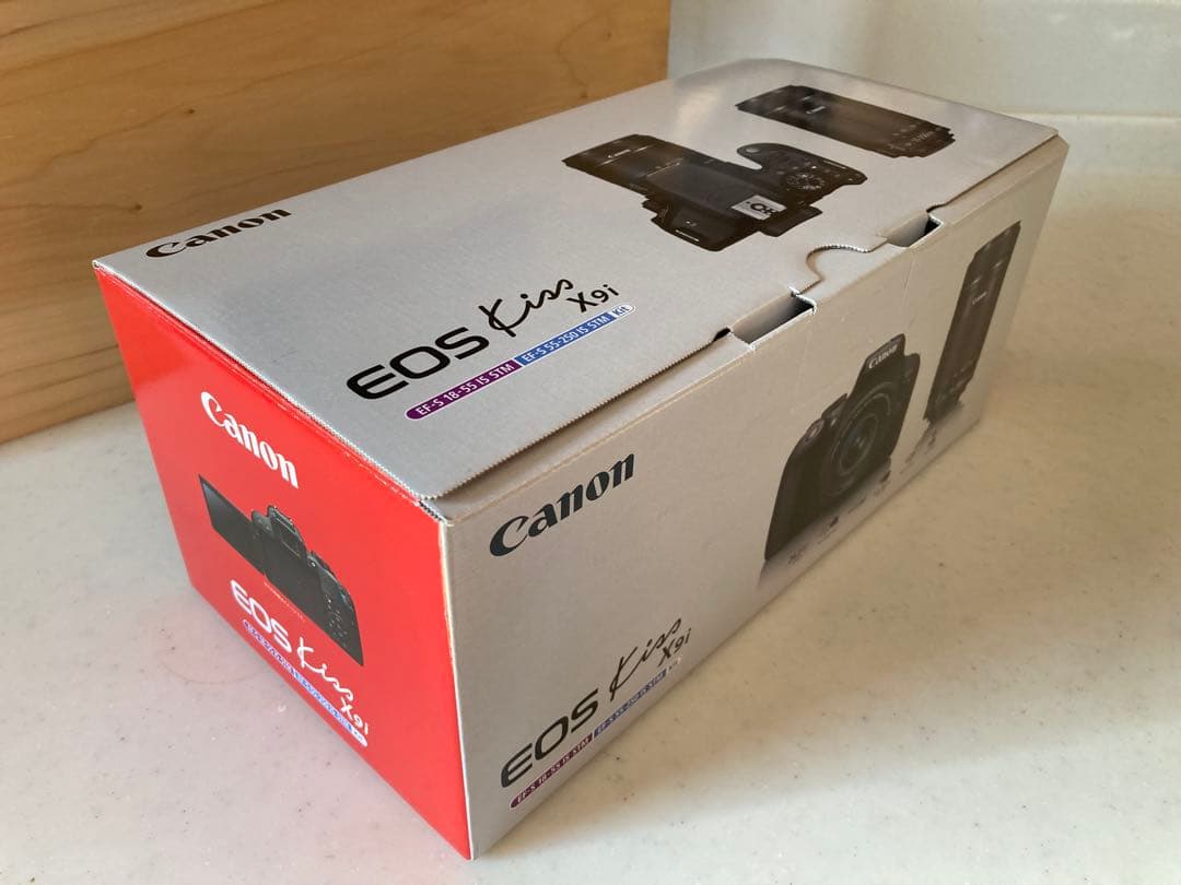 Canon EOS Kiss X9 iデジタル一眼レフカメラ