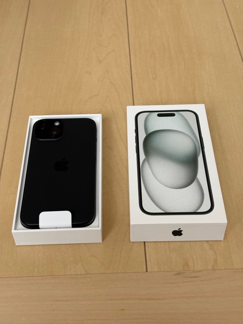 Apple iPhone 15 128GB SIMフリー 本体　ブラック
