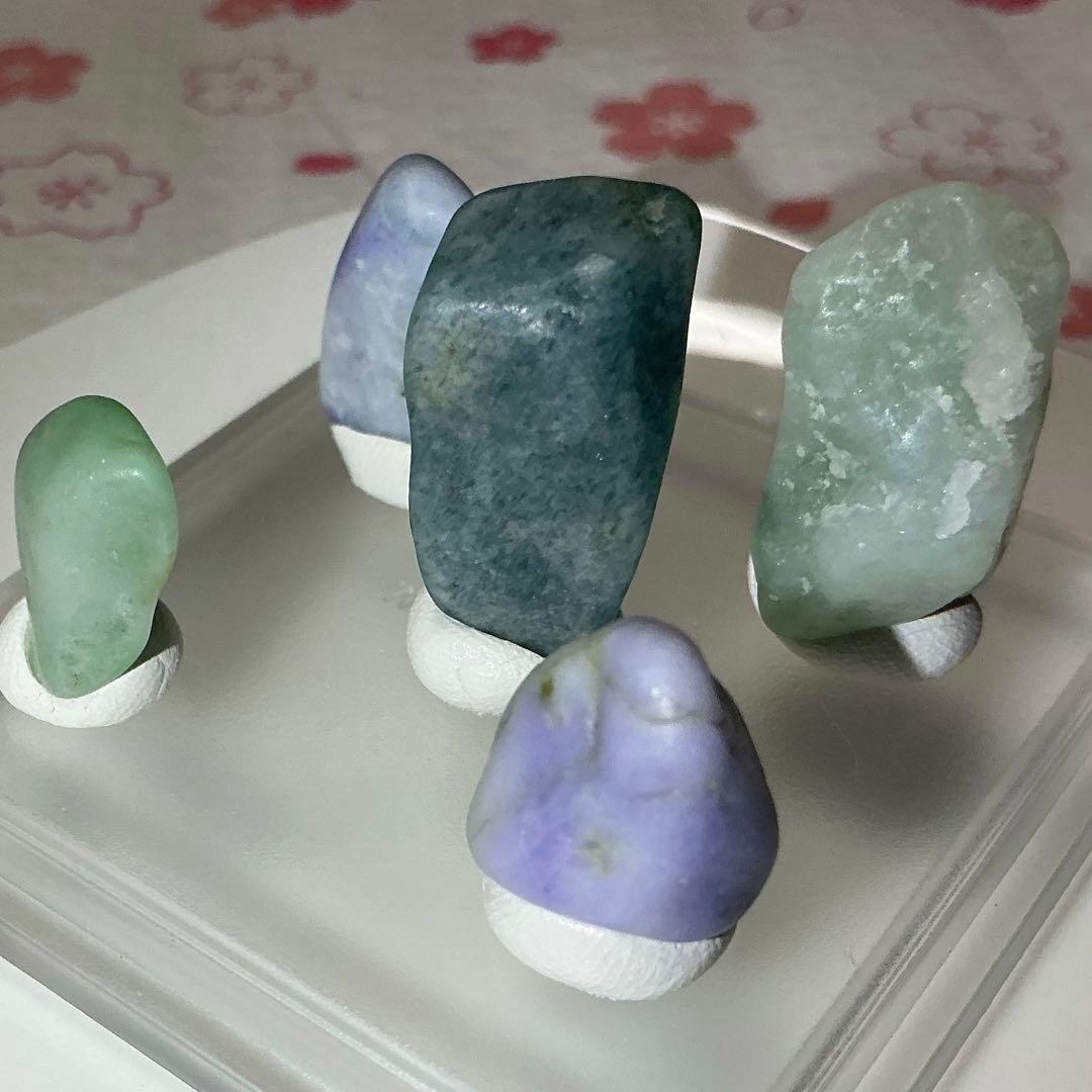 コン沢翡翠　原石　148.5g（139）