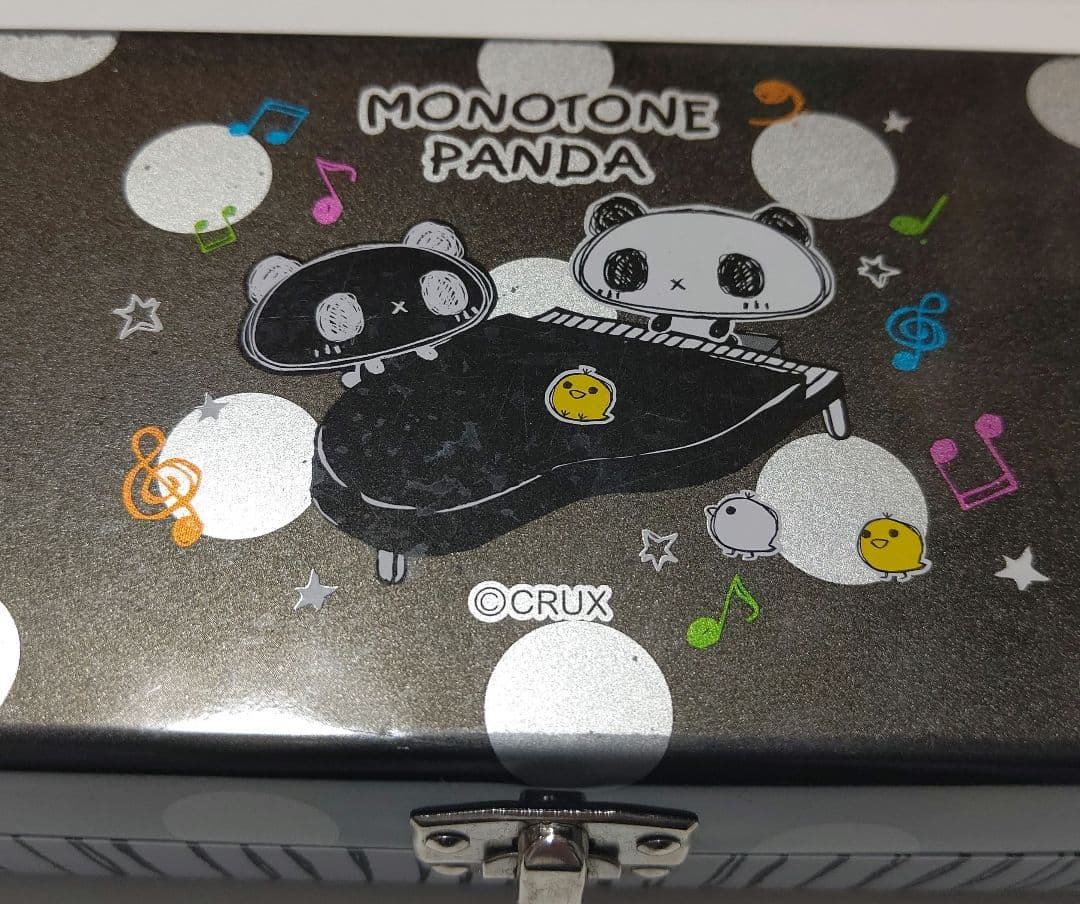 モノトーンパンダ 缶 ペンケース