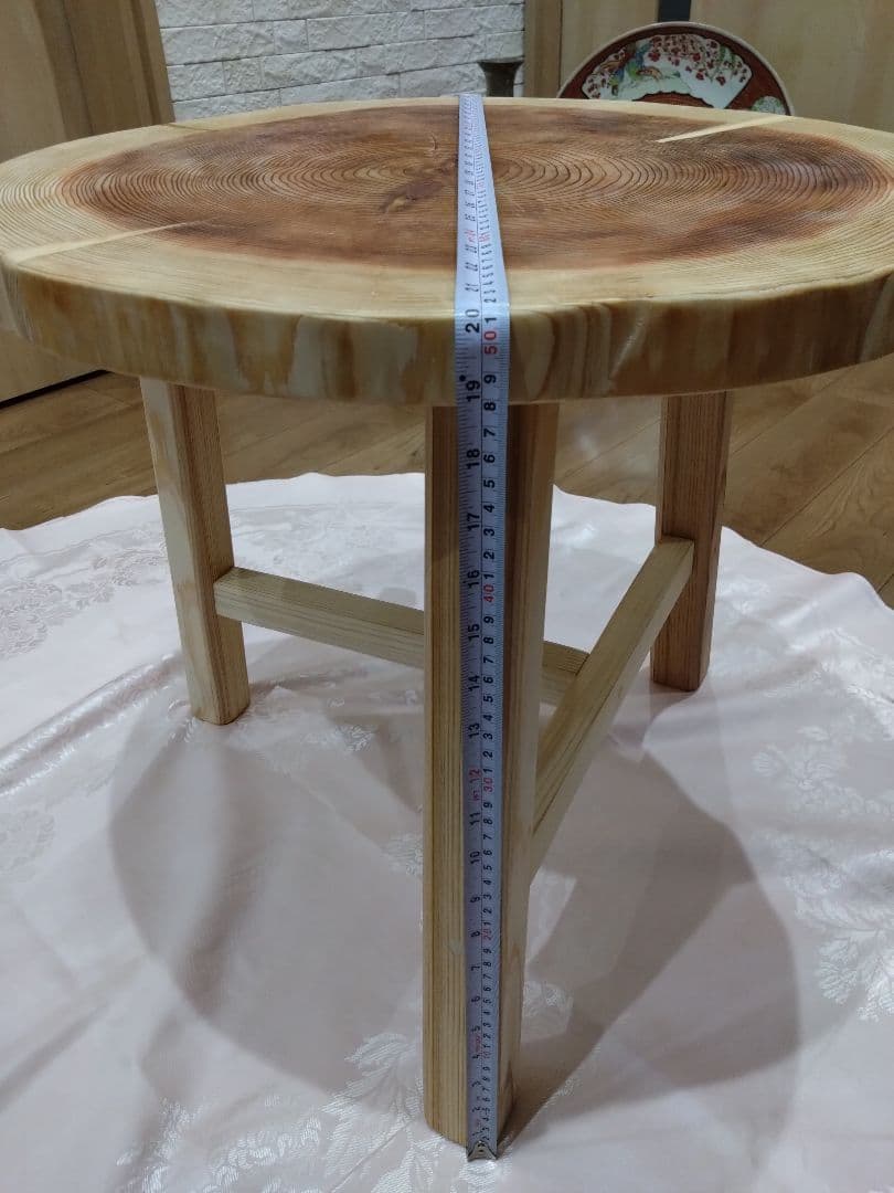 杉の輪切り58㎝円形ローテーブル⑮　樹齢約70年杉の模様が綺麗❕