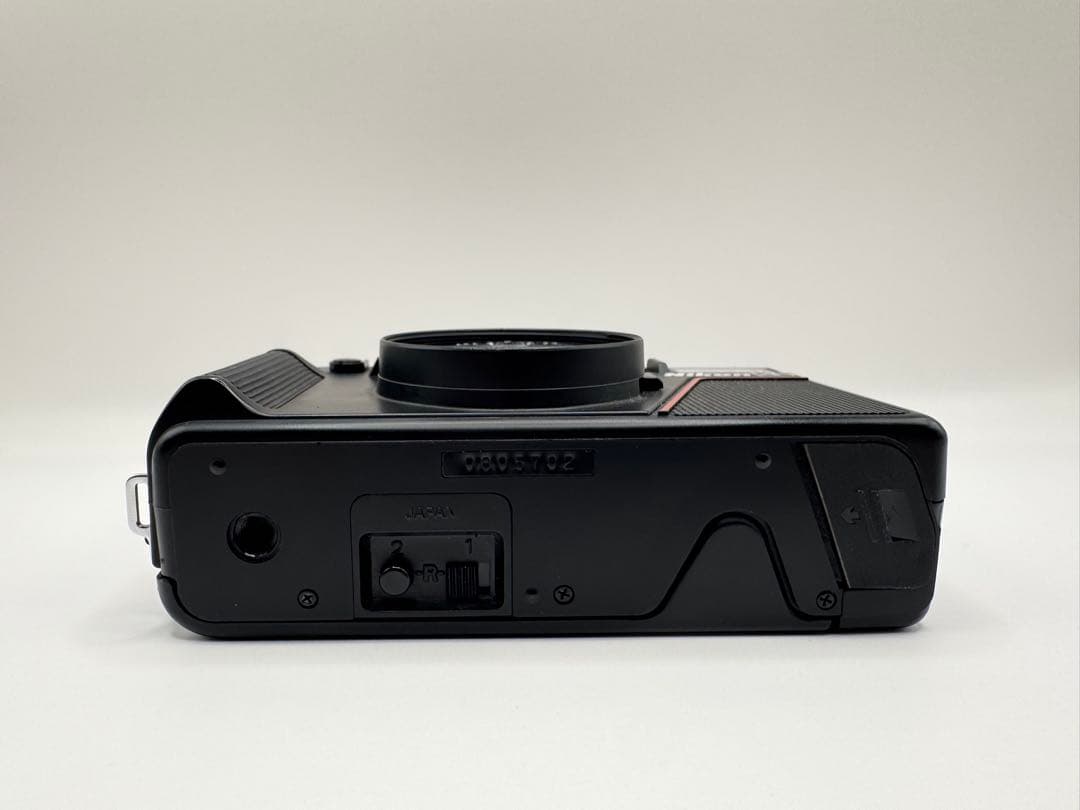 iso 1000 Nikon L35AF コンパクトフィルムカメラ