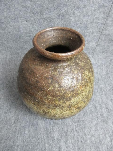 古信楽うずくまる壷 [B27363]