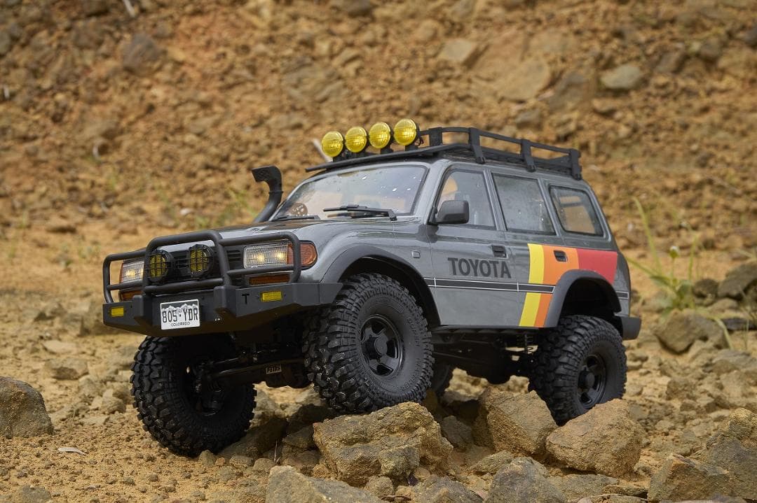 ホビーラジコン FMS FCX10 TOYOTA LC80 LAND CRUISER RTR