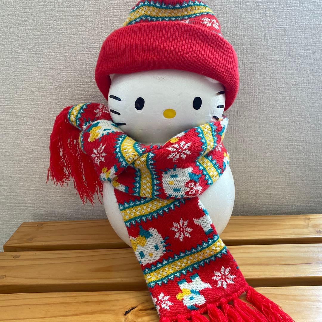 ダルマキティーちゃん。マフラー帽子た付き。レア品