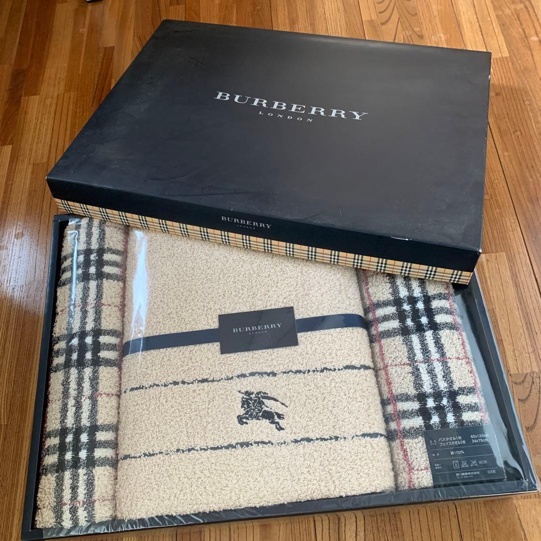Burberry バスタオル1 フェイスタオル2