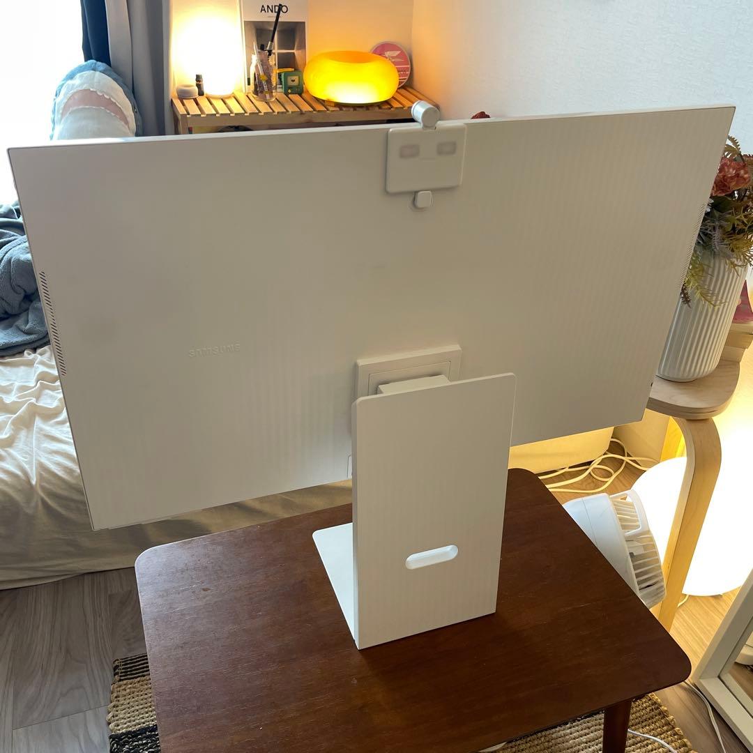 Samsung Smart Monitor M8 4K UDH 32インチ