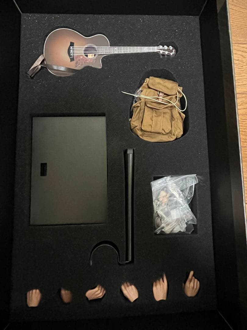 ラストオブアス2　ジョエル　エリー　セット1/6 フィギュア　バイオハザード　銃