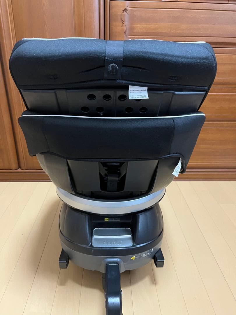 コンビ　チャイルドシート NEROOM ISOFIX