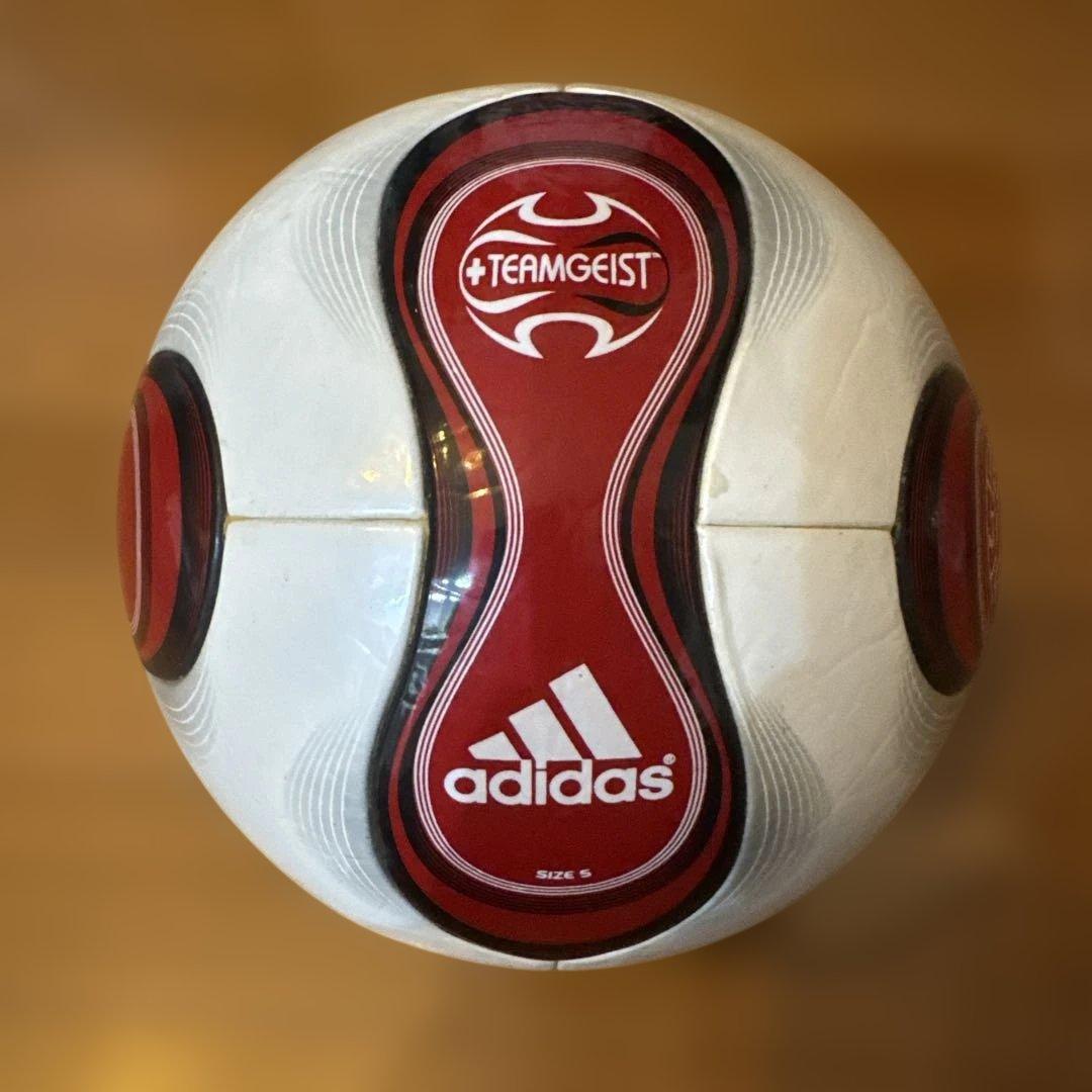 adidas TEAMGEIST サッカーボール サイズ5
