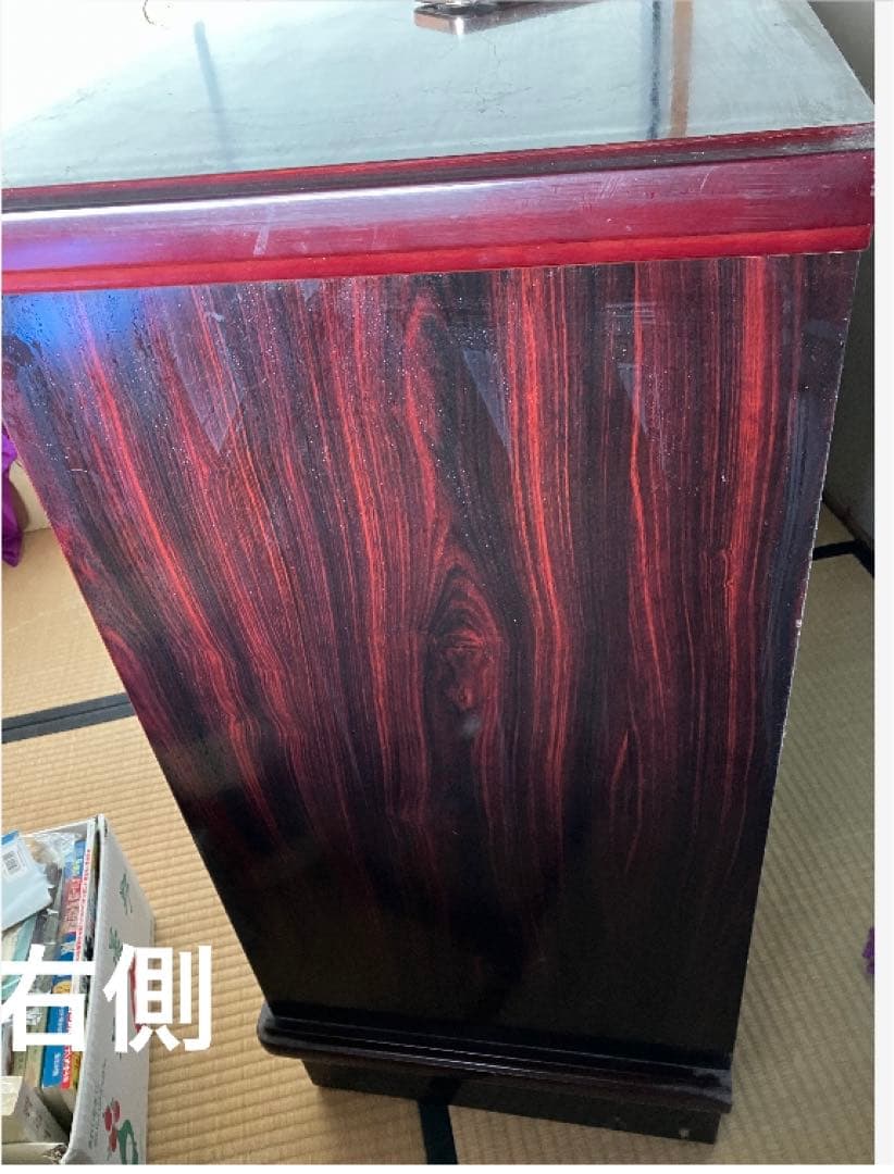 木製　アンティーク家具　お酒のボトルやグラス・食器の収納棚　西洋スタイルガラス扉