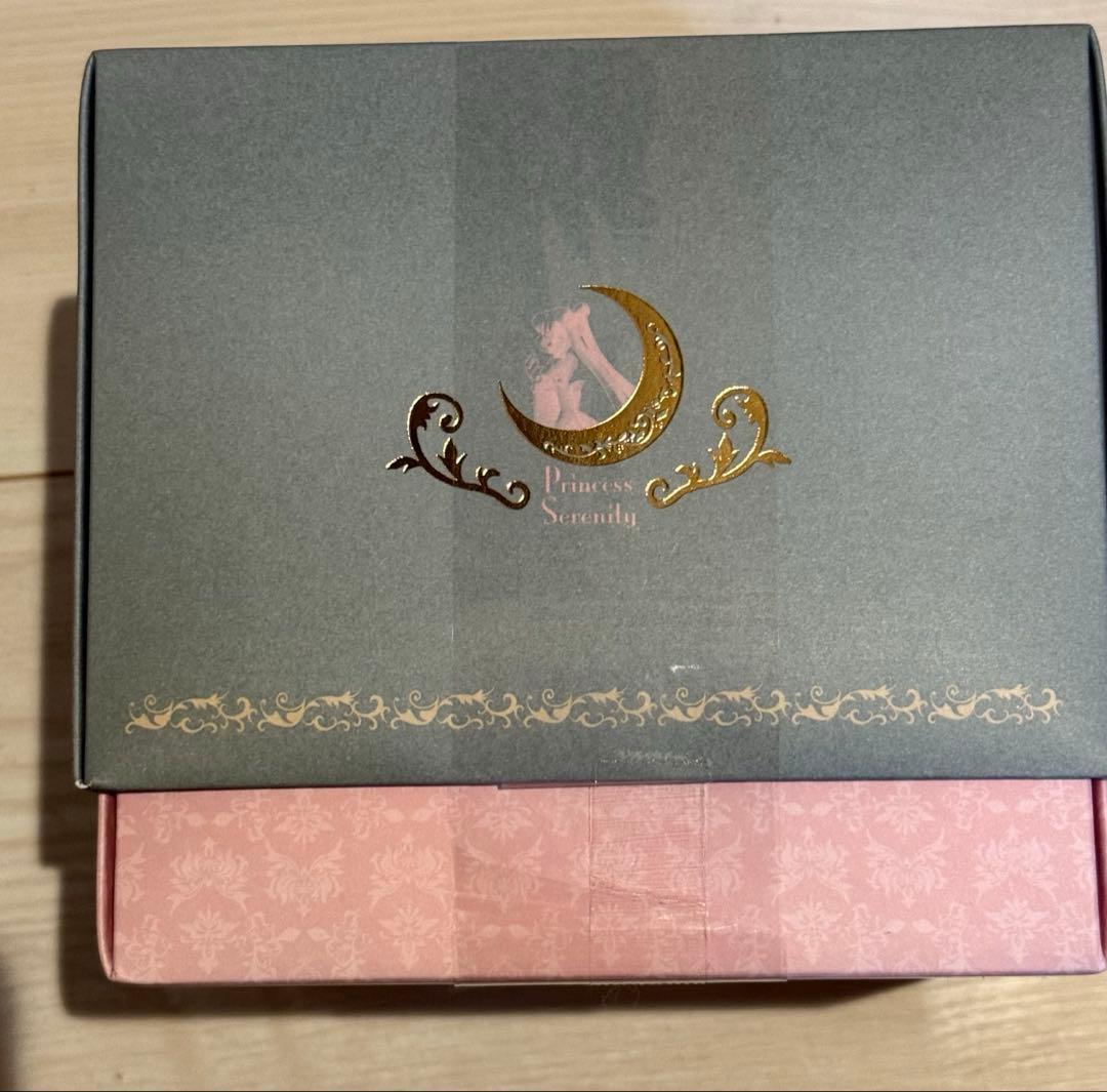 セーラームーン オルゴール タキシードミラージュ