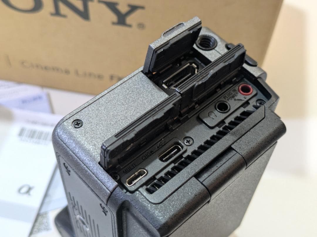 SONY FX30(ILME-FX30B) 美品 完動品 室内使用メイン