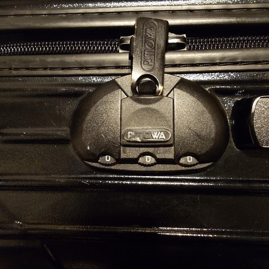 【RIMOWA】リモワ 35L 2輪 サルサ SALSA 機内持ち込み人気の黒