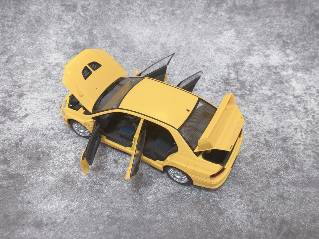 オートアート 1/18 MITSUBISHI 三菱 ランサーエボリューション 7