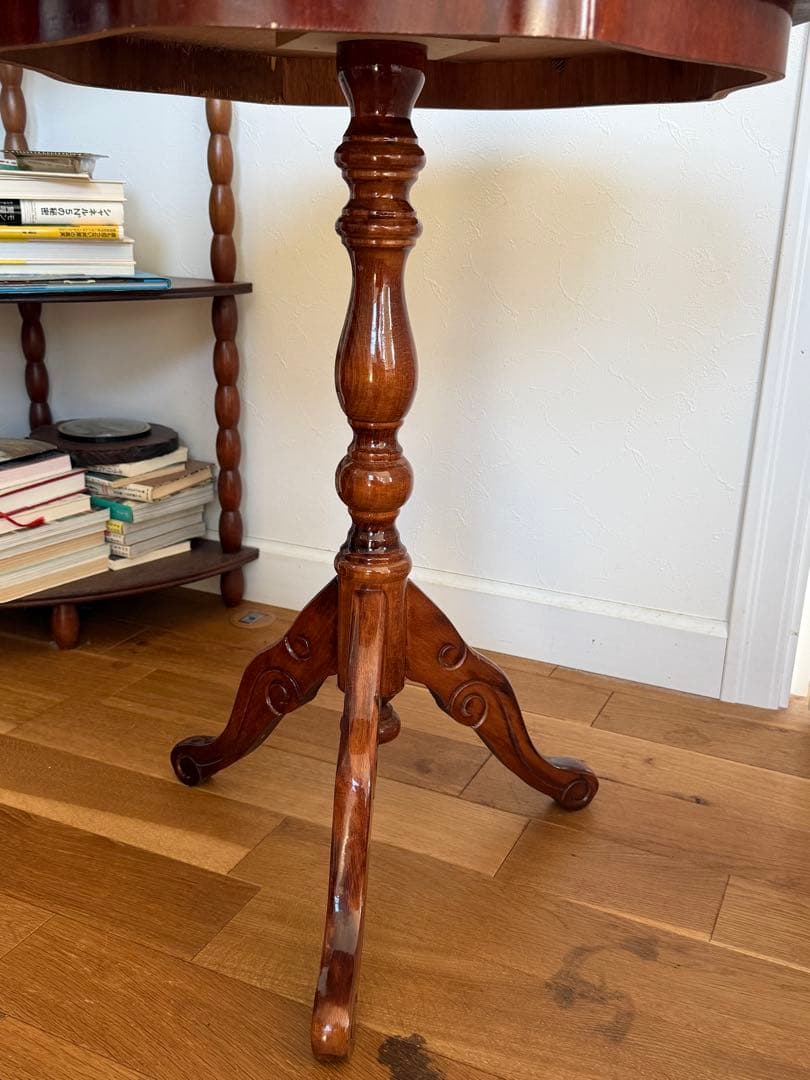 アンティーク調　ティーテーブル　サイドテーブル　ワインテーブル