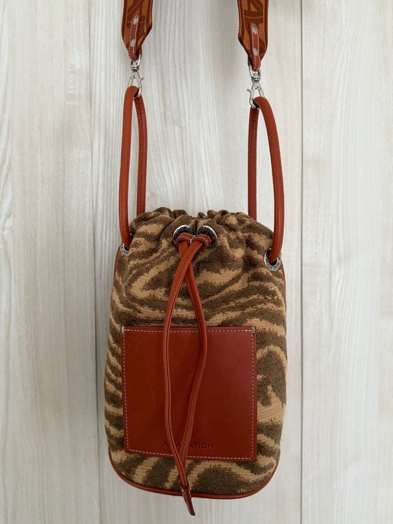 A VACATION(ア ヴァケーション) POOL MINI 2way巾着