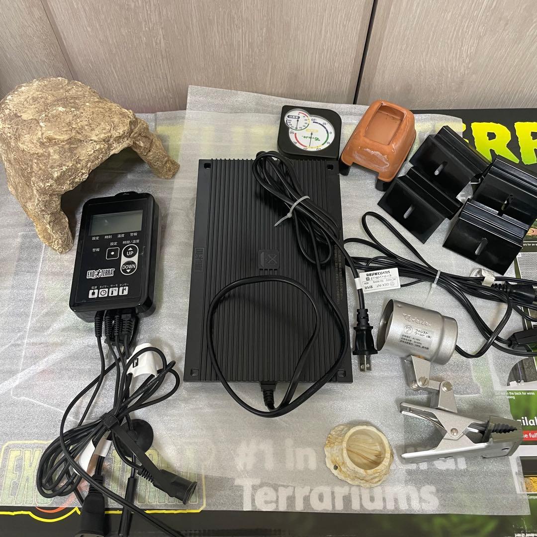 爬虫類飼育セット　グラステラリウム9045・コンパクトトップ・サーモスタットなど