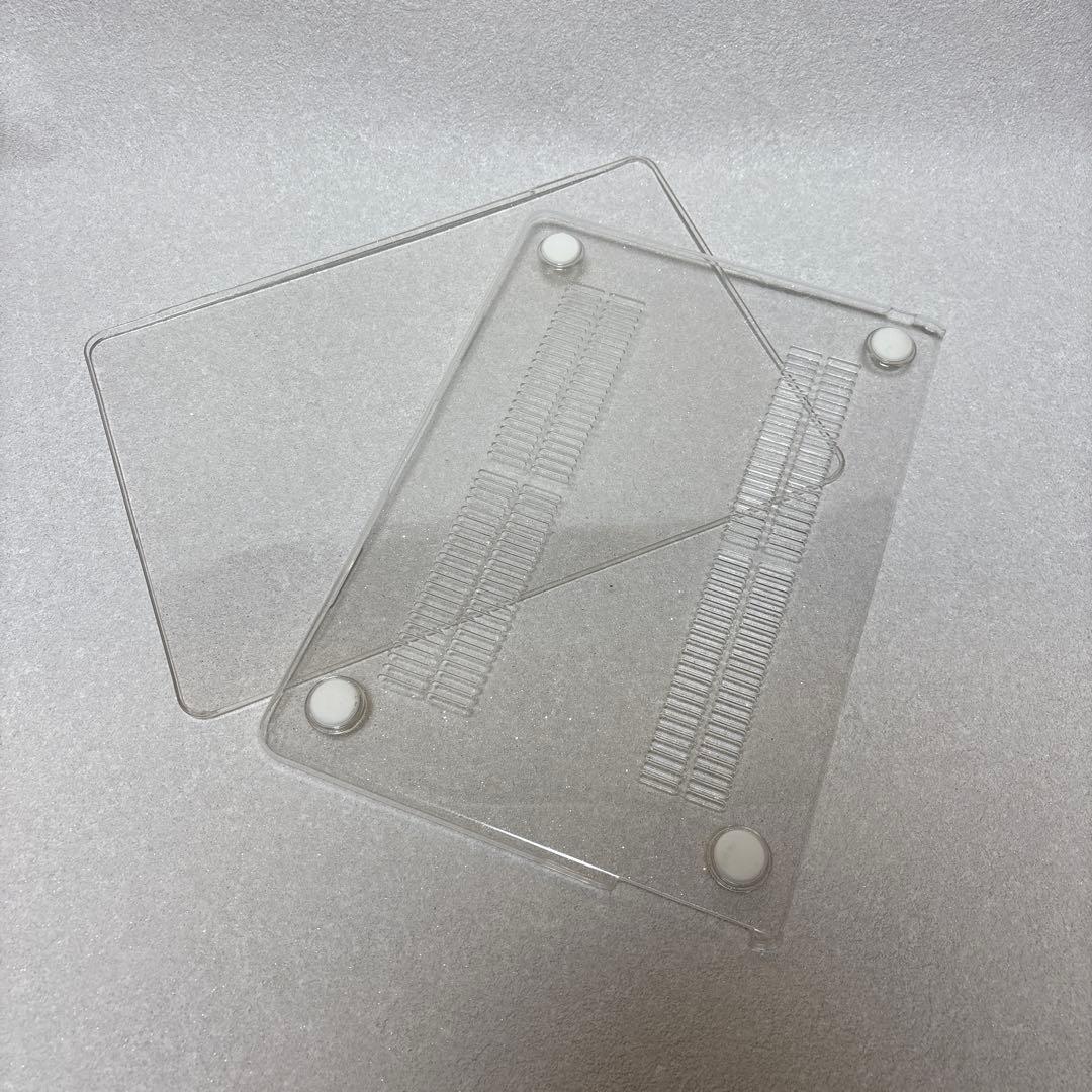 MacBook Air M2 ケース付き