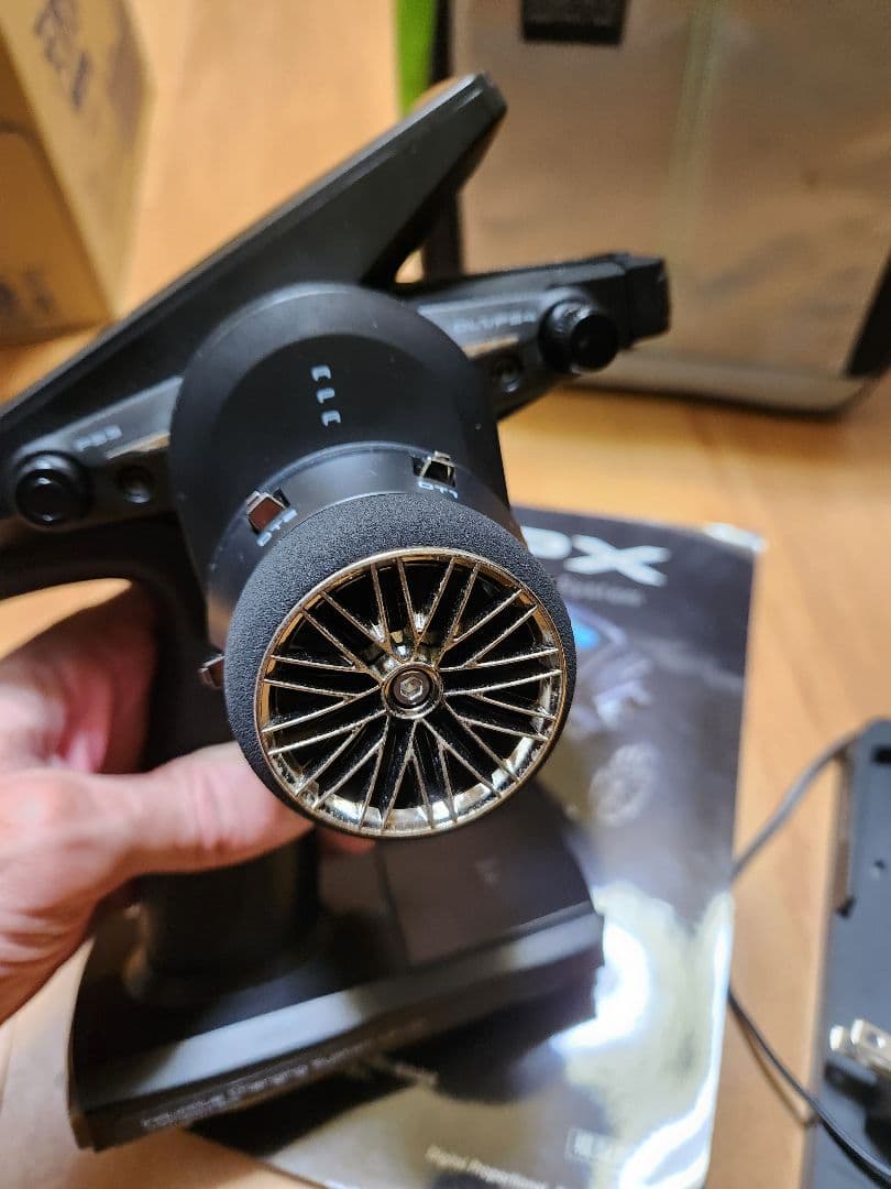 フタバ　プロポ　7PX ワイヤレス充電　バック