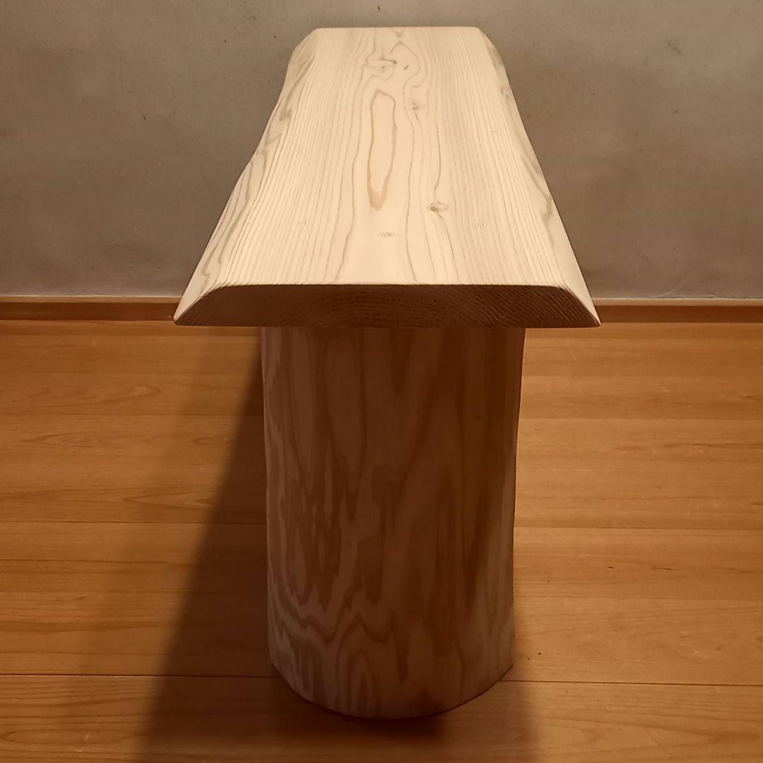 一点物　国産杉スツール、ベンチ　無垢一枚板&丸太半割りログ脚、湾曲枝部材使用