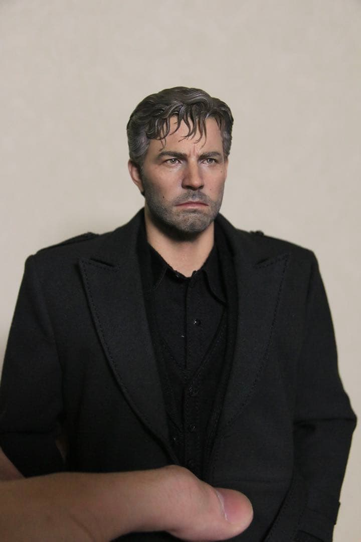 1/6 カスタムフィギュア　ブルース・ウェイン　バットマン　BVS Ver.