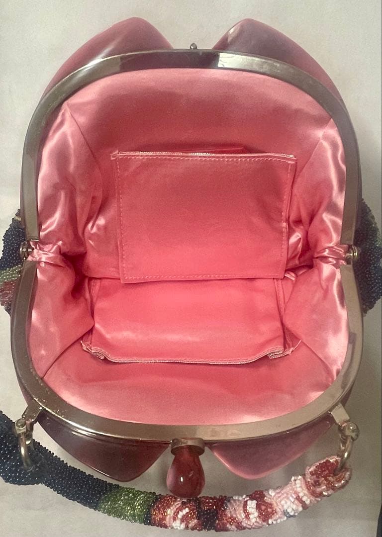 ビーズ細工が素敵な　ヴィンテージ　ビーズ手提げバック