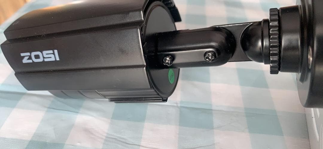 防犯カメラ 230万画素 24個赤外線 3.6MM広いレンズ IP67防水