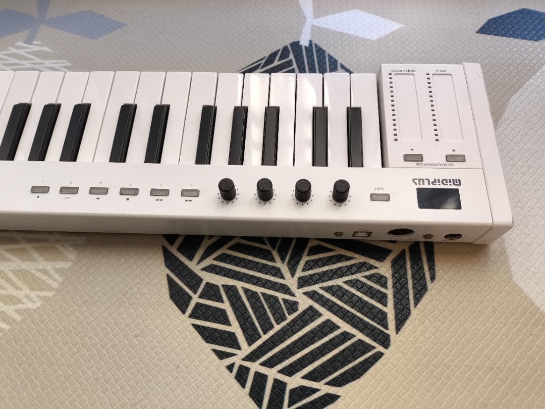 midiplus x6 mini ミニ鍵盤61鍵IMIDIキーボード（ジャンク）
