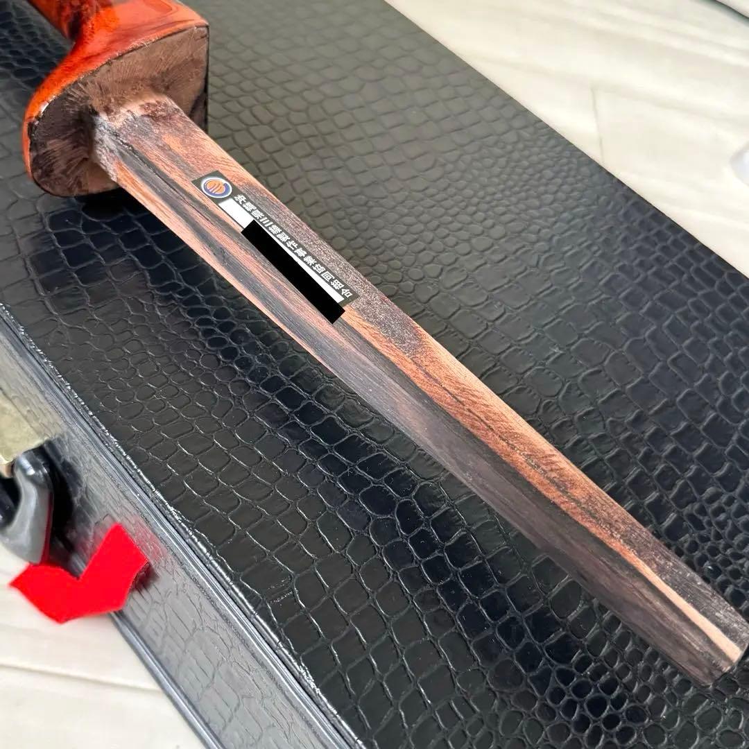 クーリー様■三線■仲嶺盛文■本皮楔(クサビ)張り■カマゴン黒檀■未使用 黒木