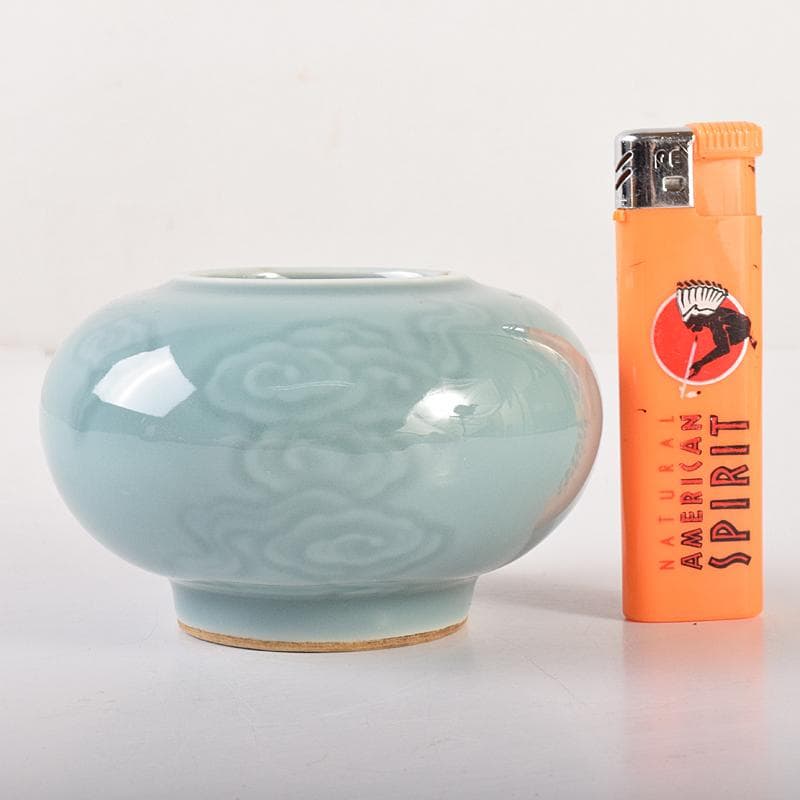 中国　大清乾隆年製　青磁　刻雲文水孟　C　7849E