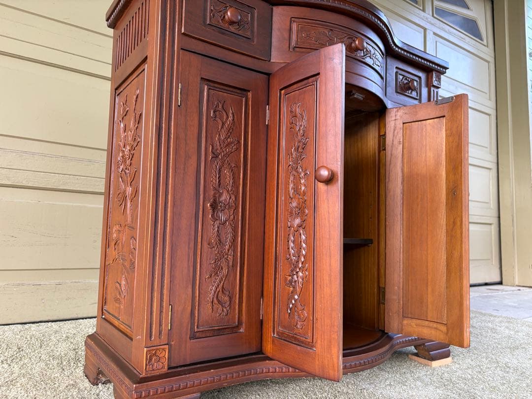 アンティーク調 木彫りコンソールキャビネット サイドボード 飾り棚