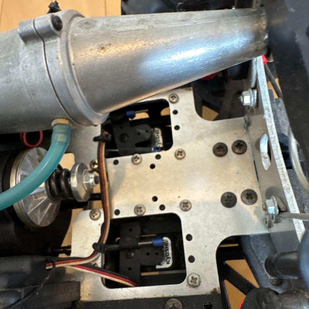 オフロードラジコンカー エンジン付き ギガクラッシャー　スペアパーツ大量