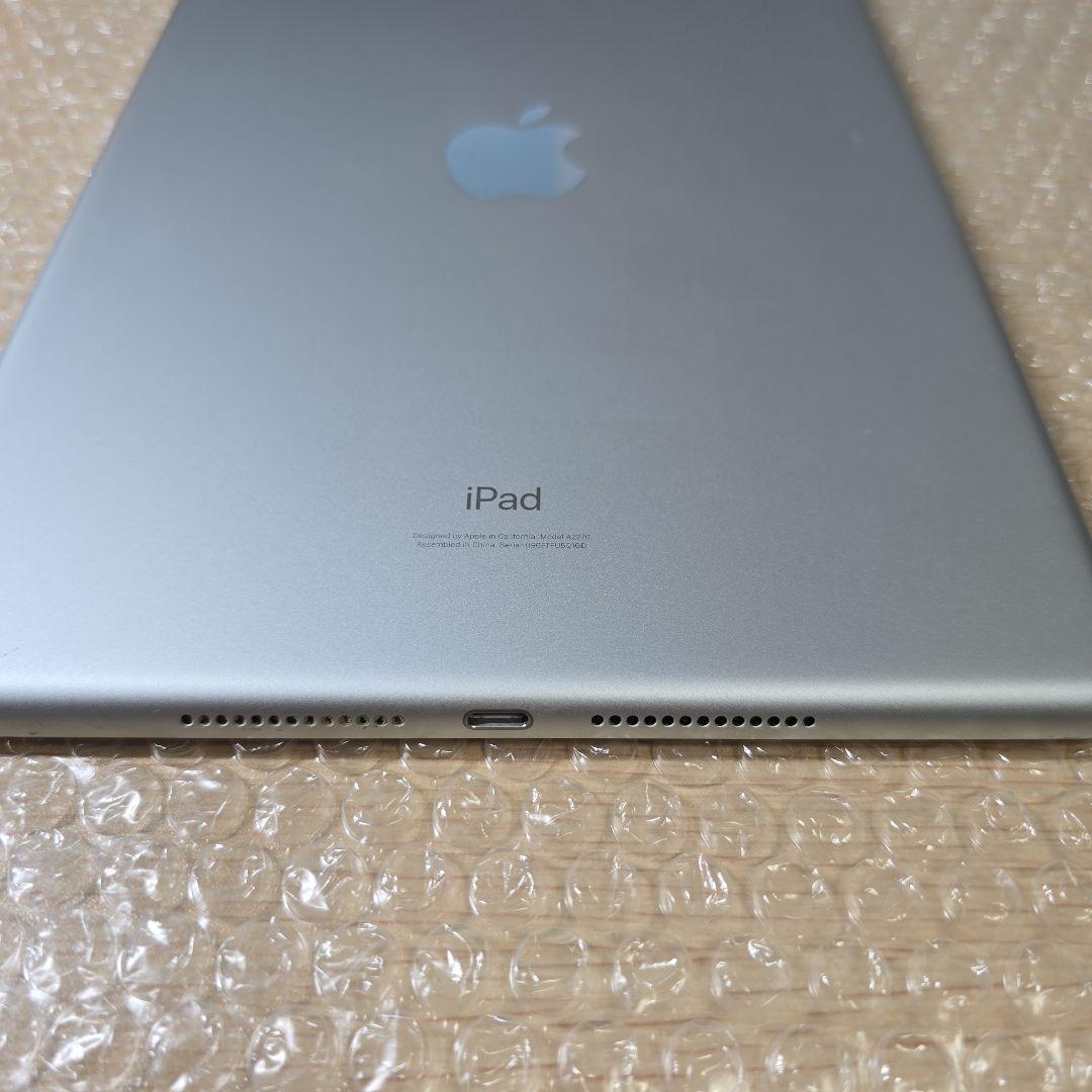 と*ん様 比較的美品■iPad 8◼️電池良品◼️純正アダプター充電ケーブル付属
