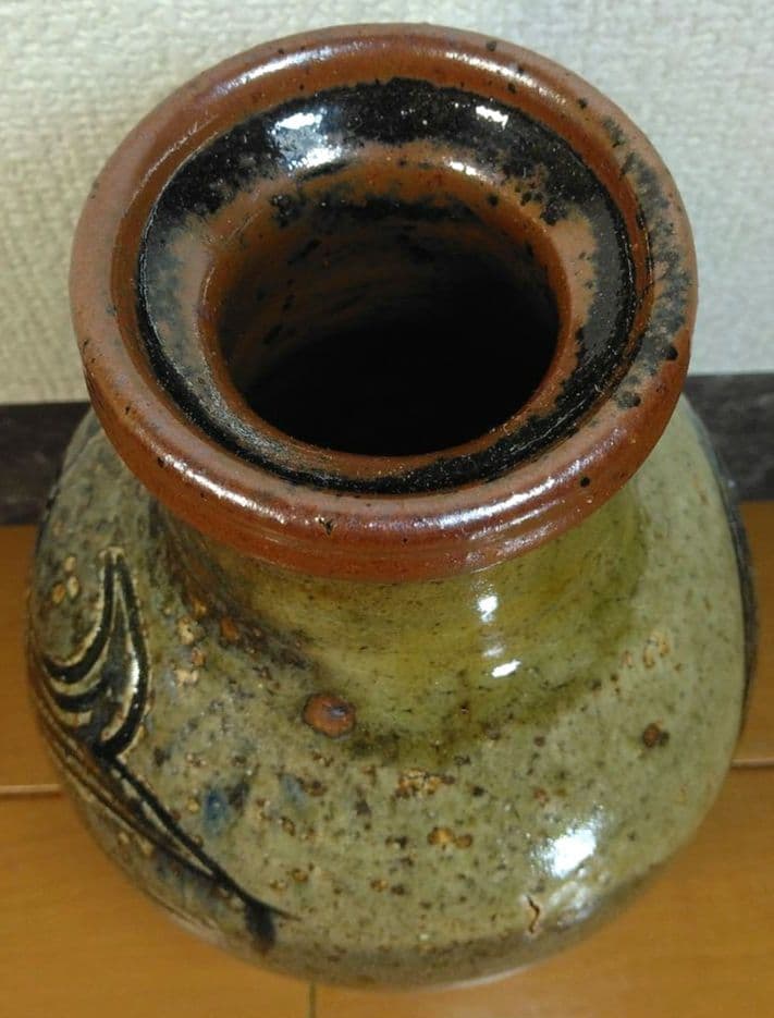 人間国宝 金城次郎 魚紋花瓶(魚4）栞 共箱 壺屋焼 壷屋焼 珍品上作花瓶 美品