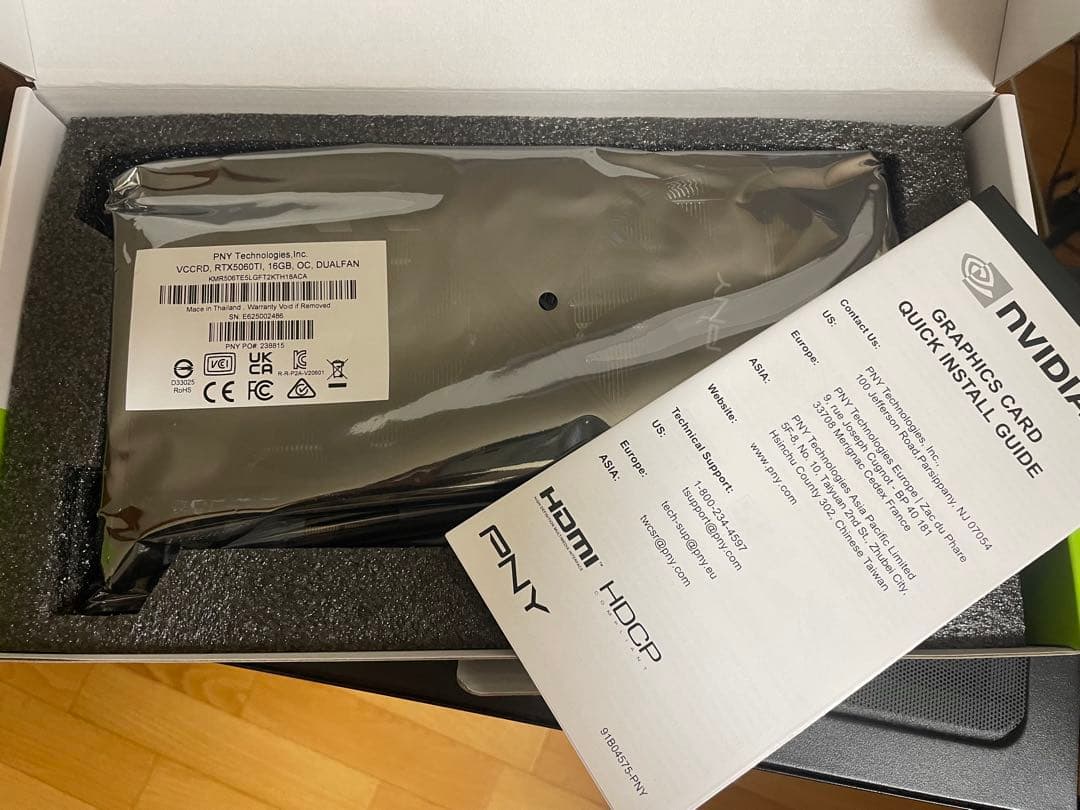 グラフィックボード・グラボ・ビデオカード PNY GeForce RTX 5060 Ti 16GB