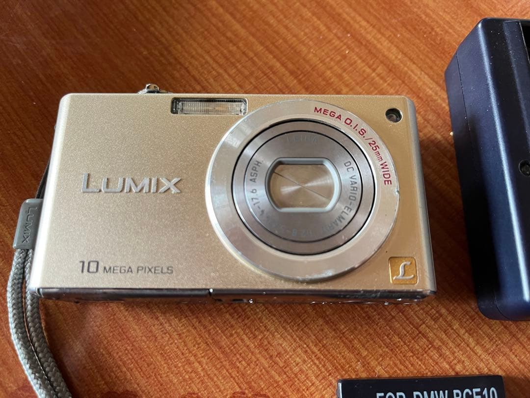 【中古品】Panasonic　LUMIX　DMC-FX35 デジタルカメラ