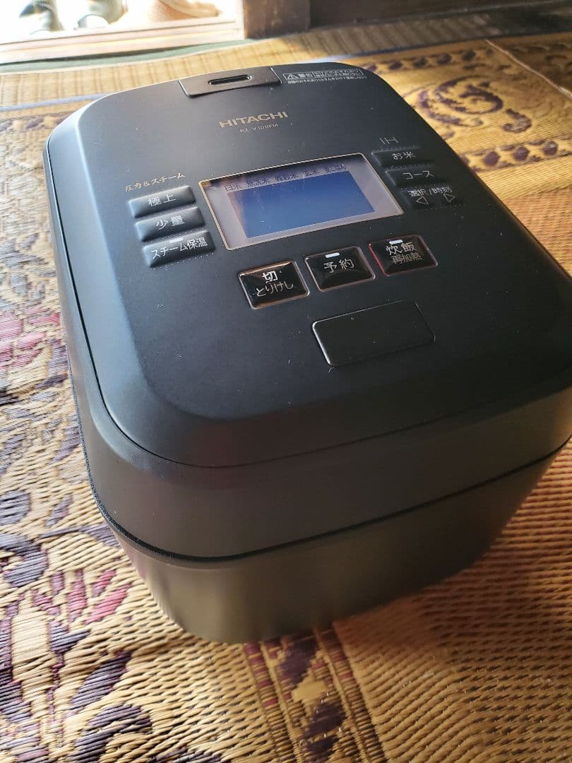 2022年製　HITACHI IH炊飯器 RZ-V100FM