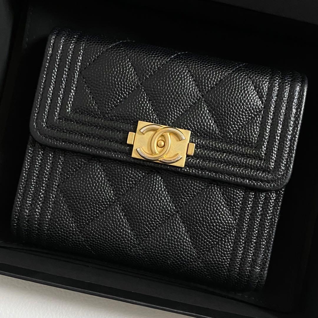 CHANEL / ボーイシャネル スモールフラップウォレット 三つ折り財布