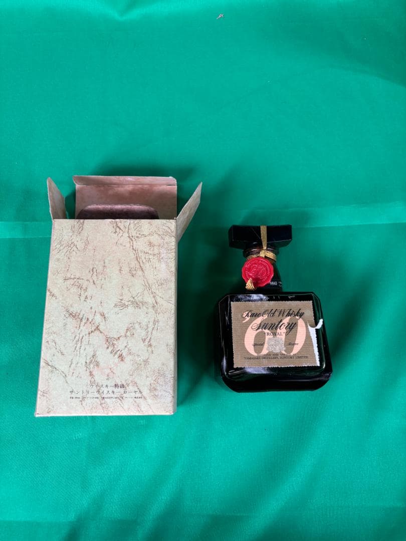 サントリー ローヤル60周年記念 箱付 未開栓