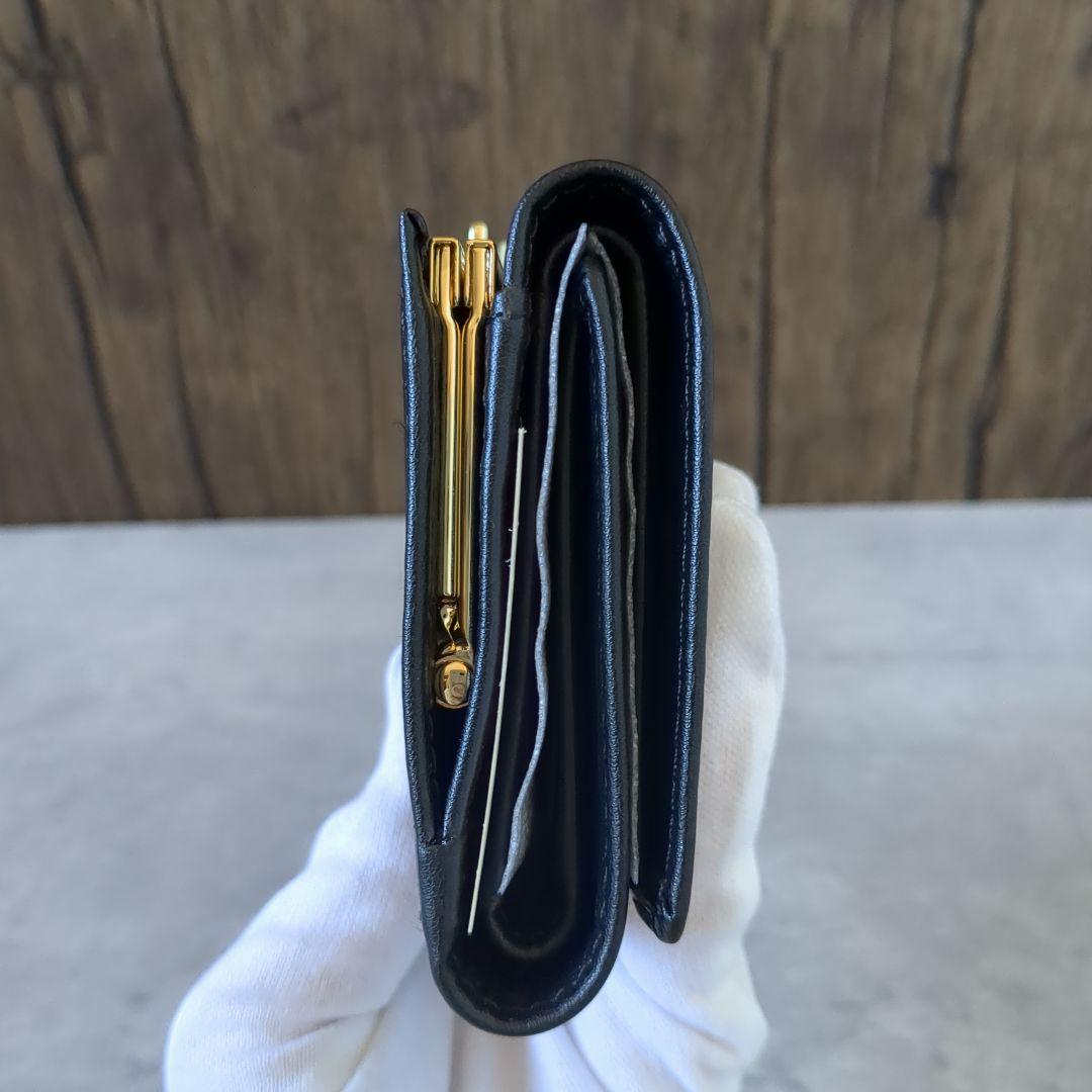 【新品】ヴィヴィアンウエストウッド　三つ折り財布