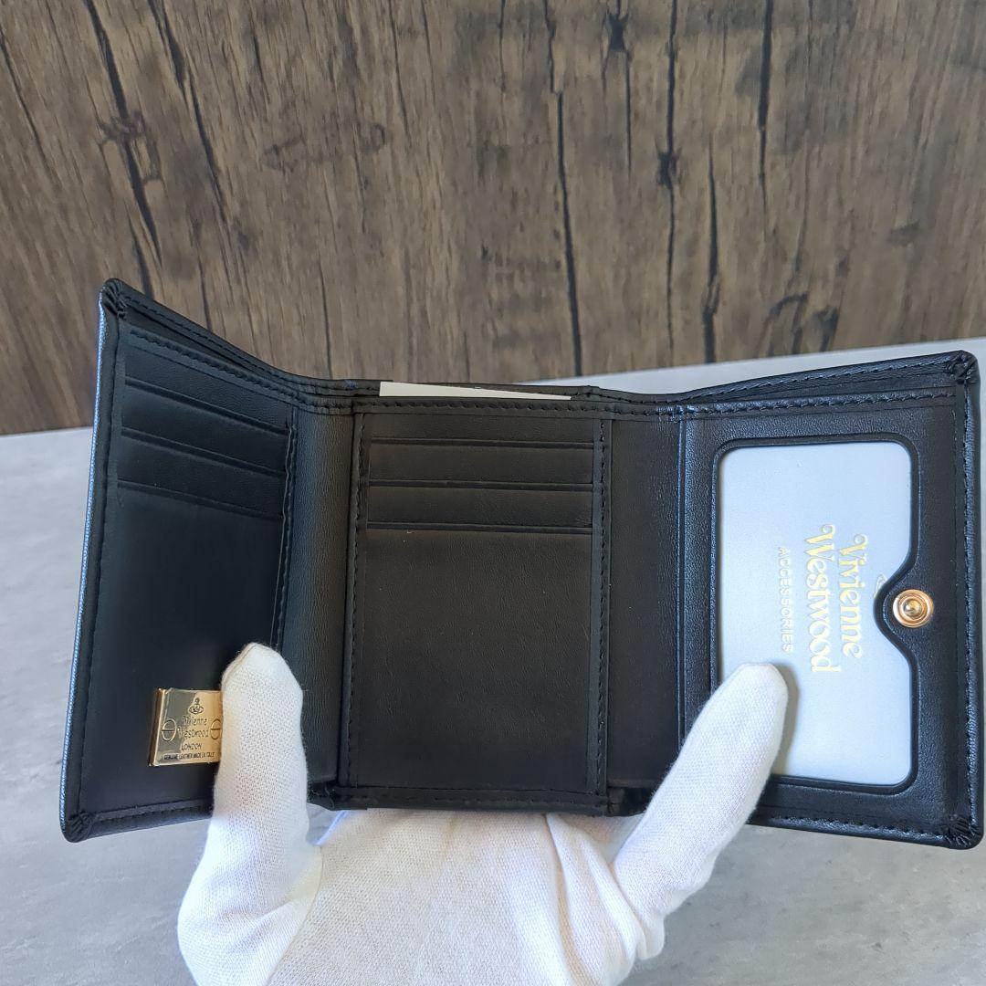 【新品】ヴィヴィアンウエストウッド　三つ折り財布