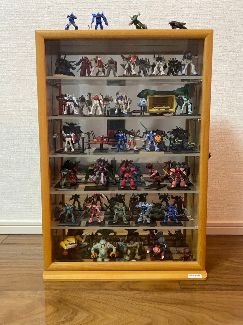 ガンダム　フィギュア　キャビネット3点セット　(ダブリ無し)