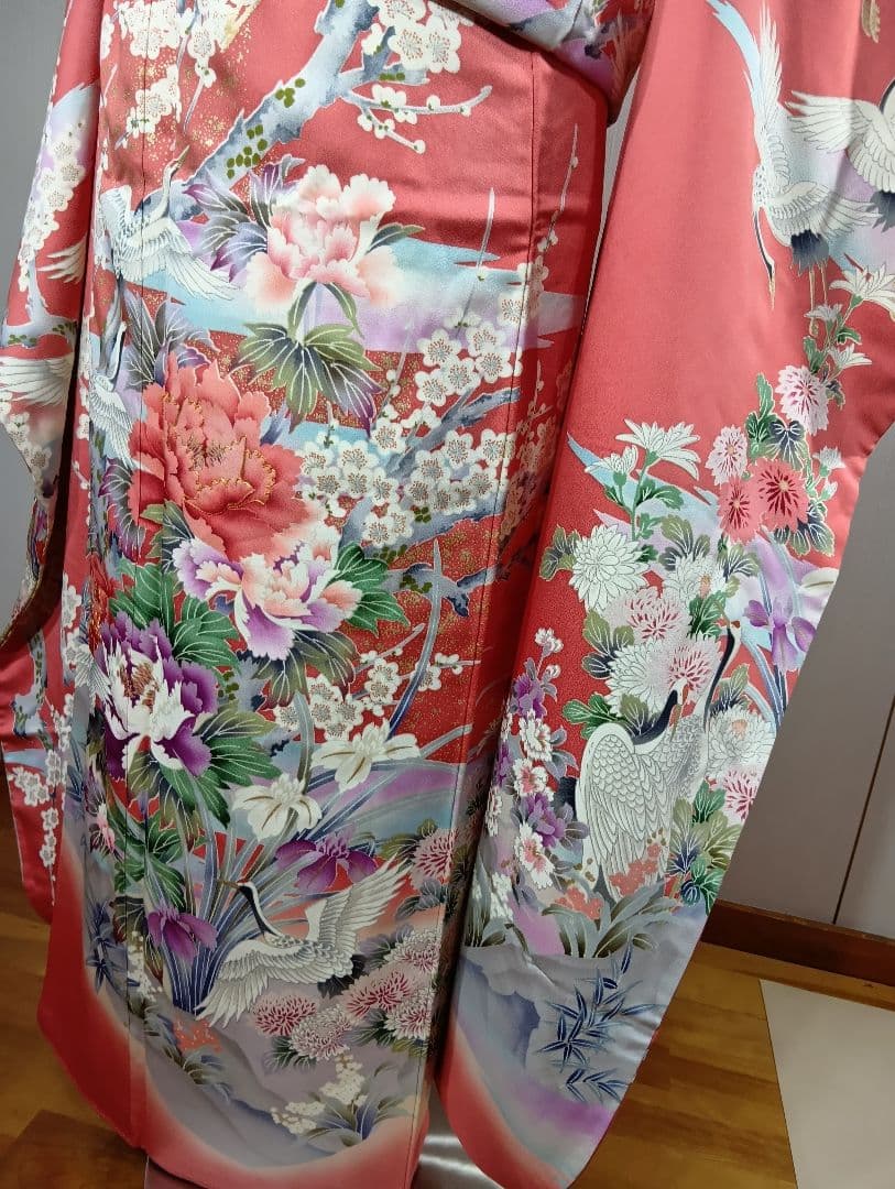 (矢2626m)☆正絹☆振袖 コーラルピンク☆ 花鳥柄晴れ着成人式