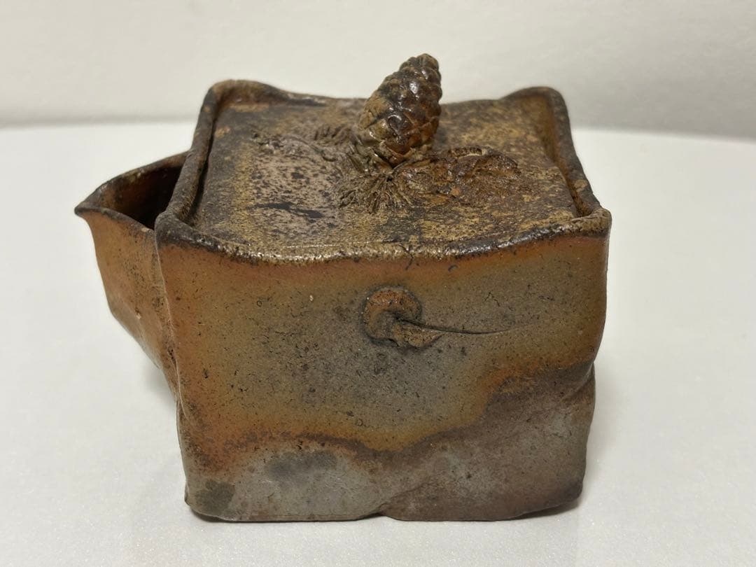 ⑰備前焼 宝瓶 登り窯 松 まつ 4角 手びねり 急須