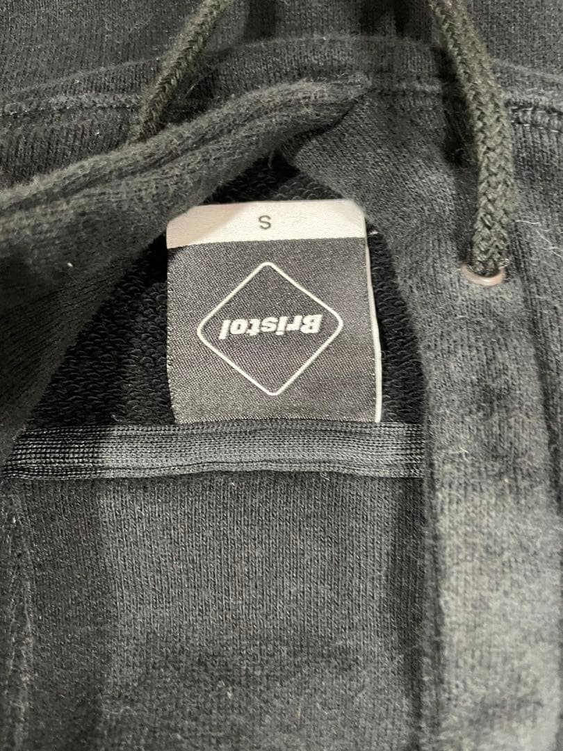 F.C.Real Bristol ブラック パーカー Sサイズ