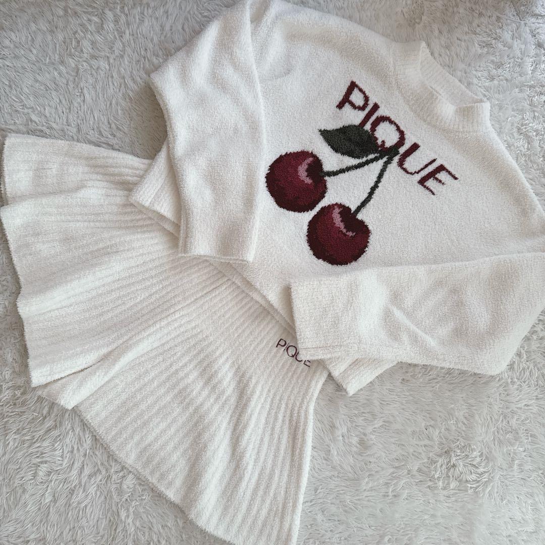 ジェラートピケ チェリージャガードプルオーバー&リブフレアショートパンツ