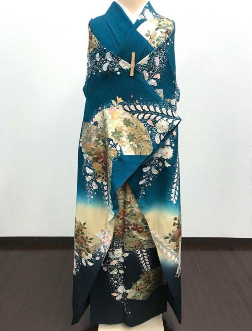 振袖　翠山工房　青緑　絞りに金彩　華やか　裄70