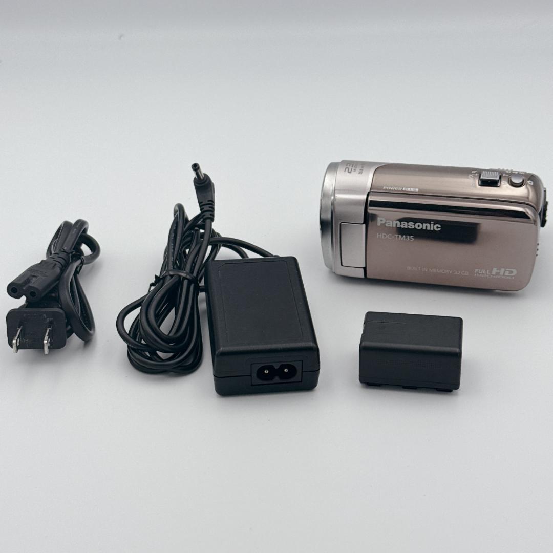 ほぼ未使用 Panasonic デジタルビデオカメラ HDC-TM35 32GB