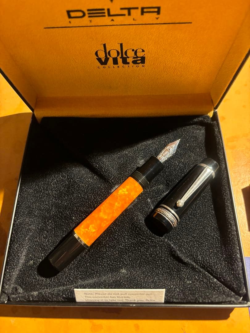 DELTA（デルタ） Dolce Vita（ドルチェヴィータ） 万年筆 B